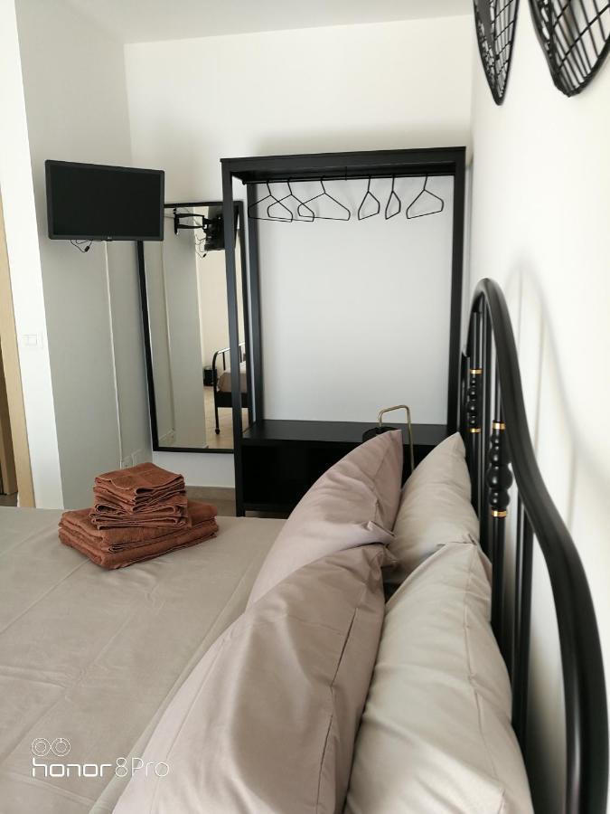 Bed and Breakfast Bariairport Экстерьер фото